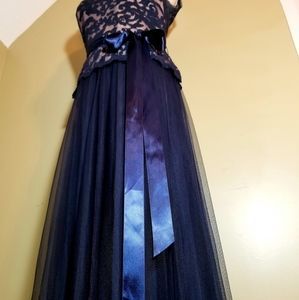 Xscape Evening Gown, Size 4, Navy Blue
